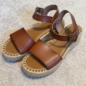 Universal Thread brown platform espadrille wedge sandal, size 8